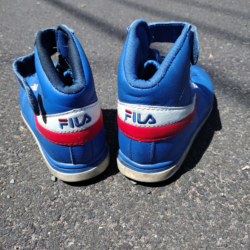 Old School Filas Hightops in Electric Blue, vintage 1980s